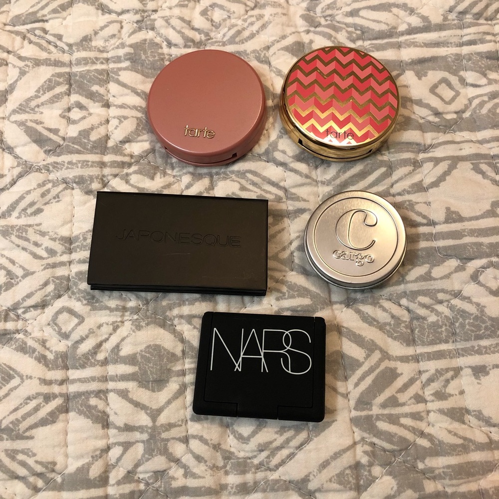 Bundle of travel sized blushes